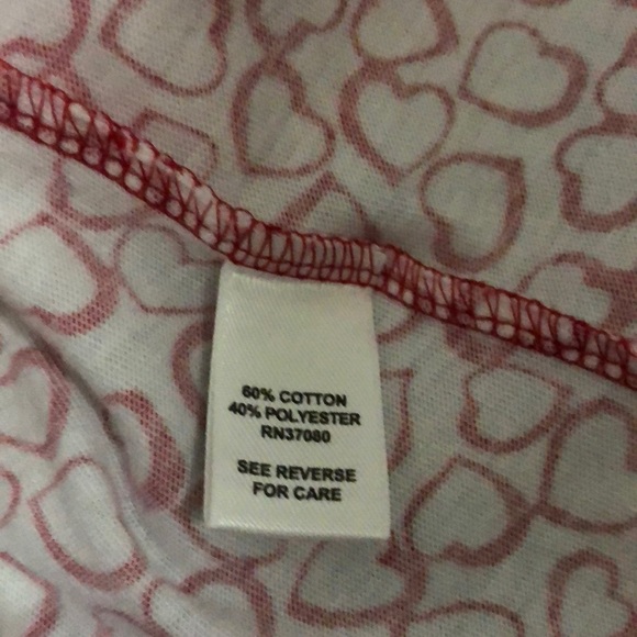 SZ S  CatoTOP WHITE W/RED HEARTS - Picture 5 of 5